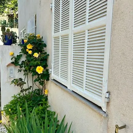Apartment Maison Bord De Eze